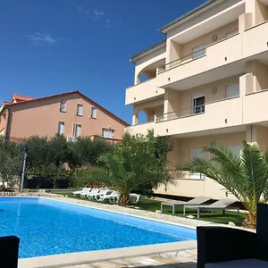 Anica Apartment
